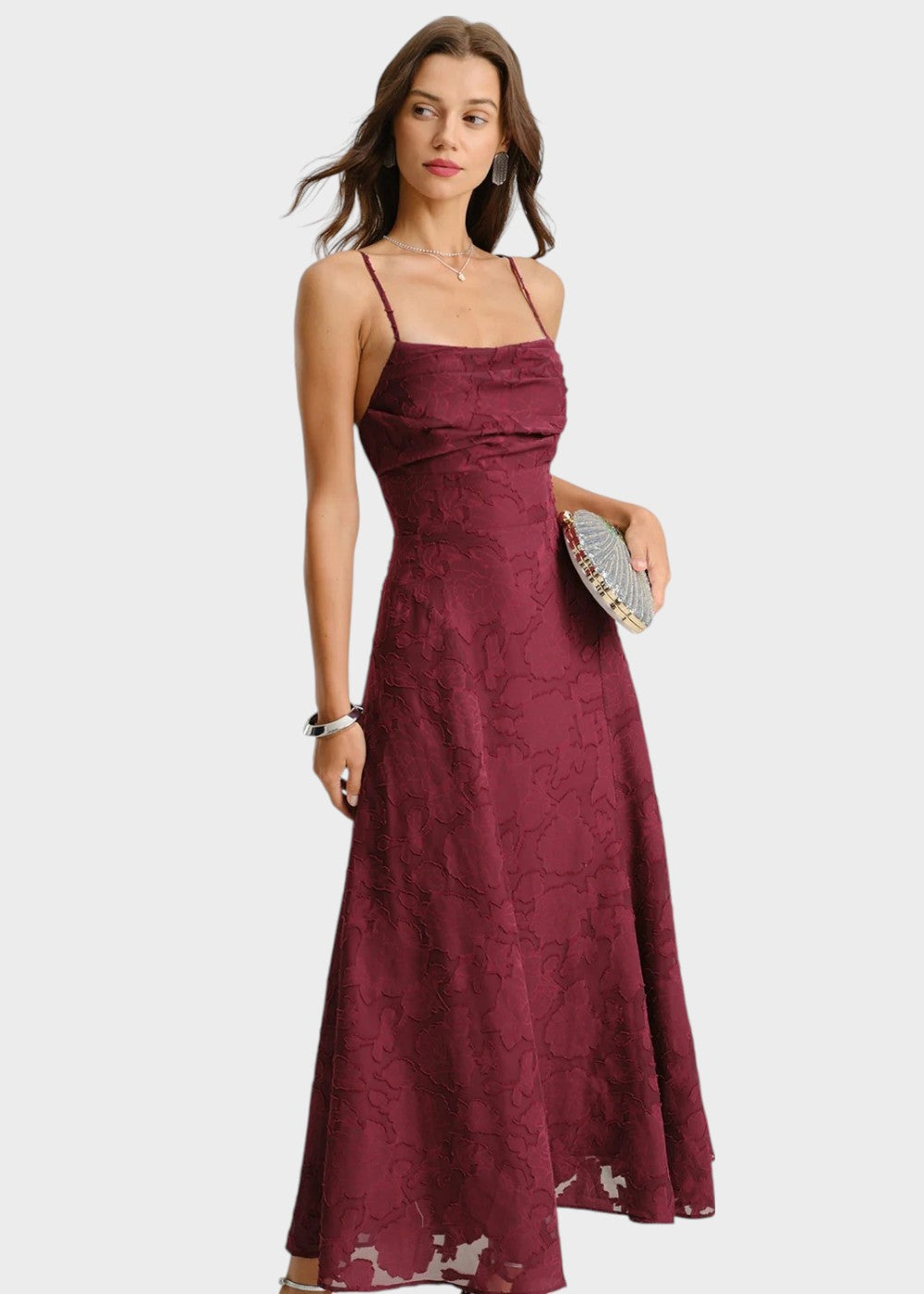 Vestido longo com flores e costas nuas